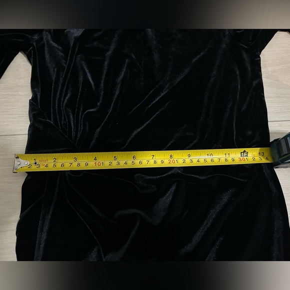 BANANA REPUBLIC Black Velvet Twist Waist Party Evening Dress Size 4 (Like New) - Picture 7 of 8